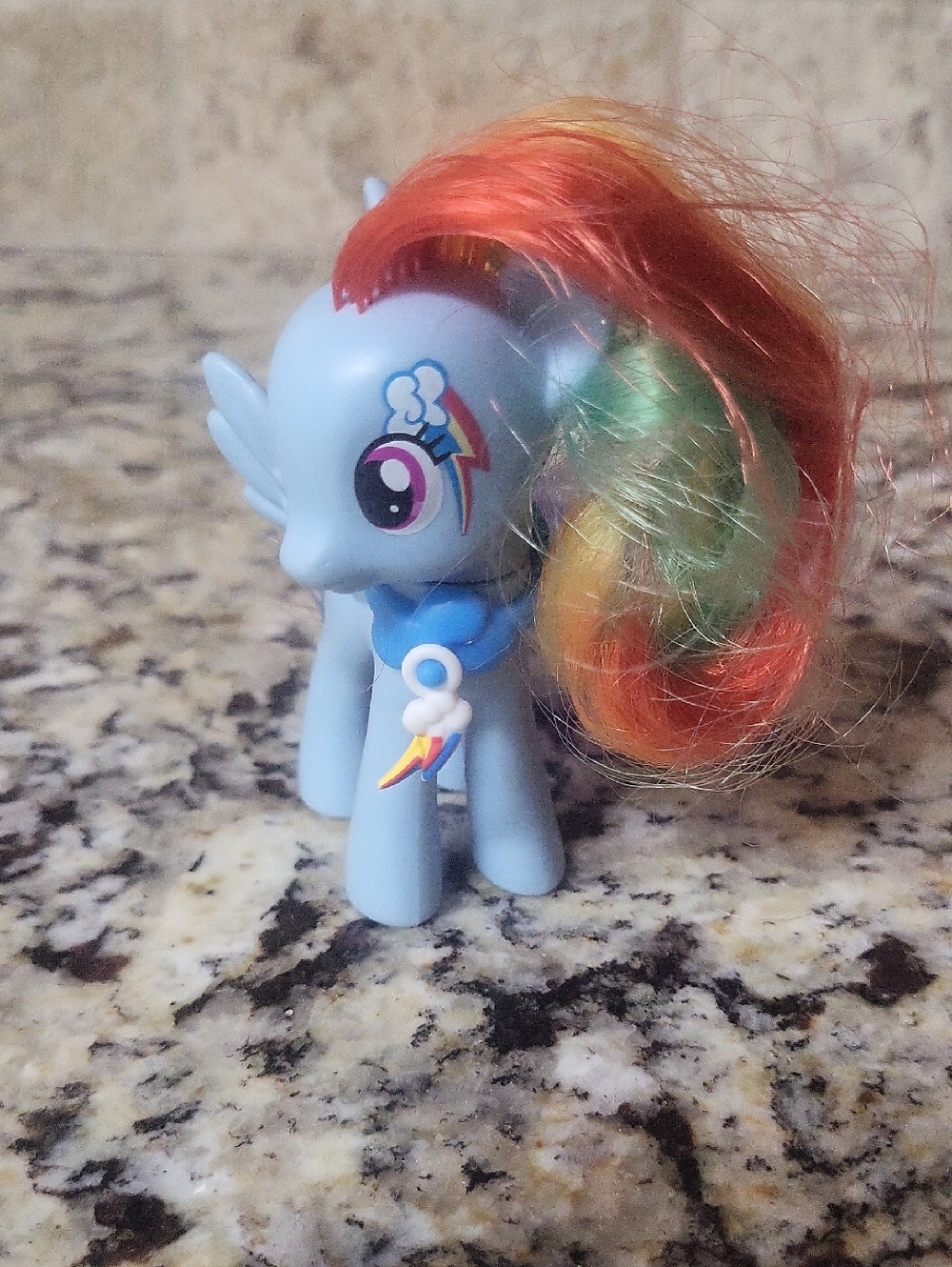 My Little Pony Cutie Mark Rainbow Dash Figure